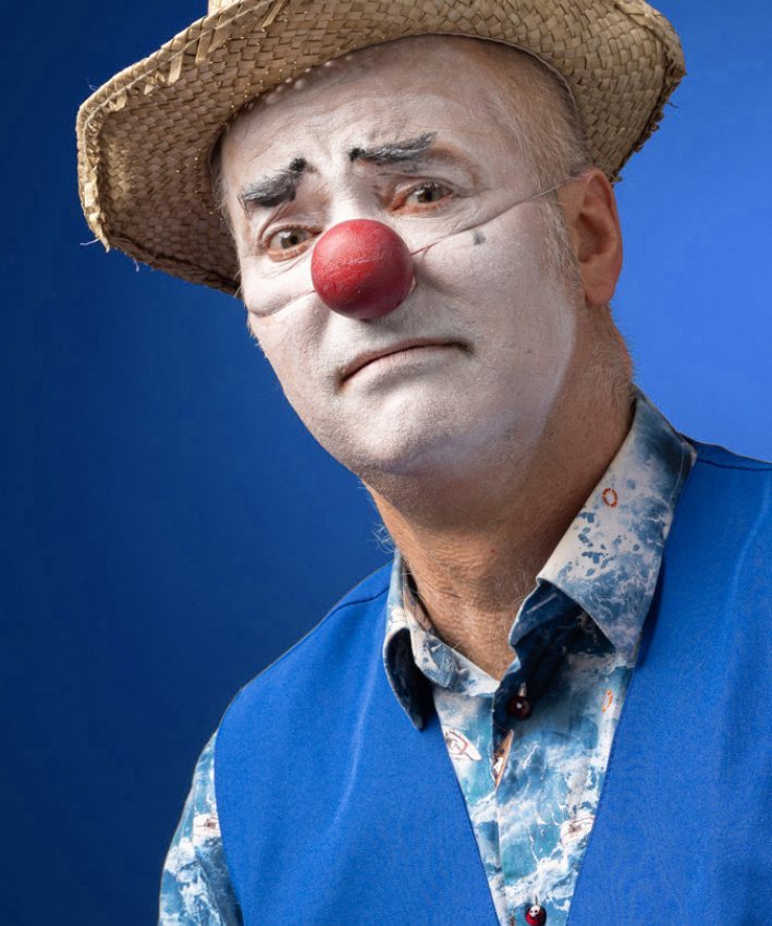 Béchamel au chapeau de paille, l’air triste